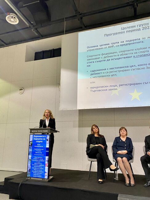 размазан фон img-20230427-wa0011.jpg