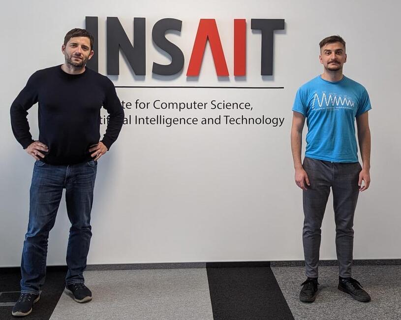 размазан фон insajt-snimka.jpg