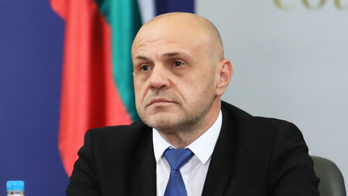 размазан фон viber_image_2025-02-12_12-50-24-018.jpg