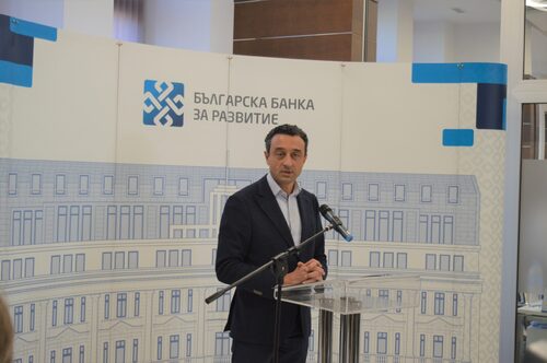 размазан фон news-4225-6554-scaled.jpg