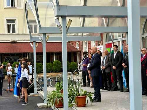 размазан фон viber_image_2025-09-15_13-02-56-576.jpg