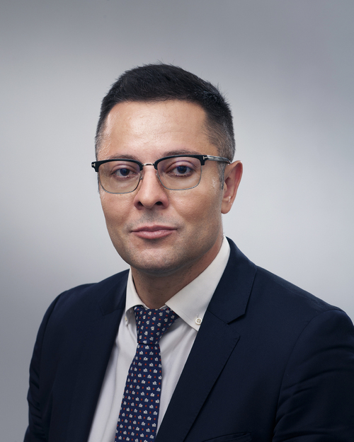 размазан фон aleksandar_pulev-1.jpg